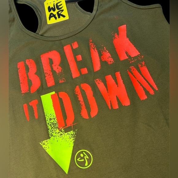 Zumba Fitness®️ Olive Green Graphic Tank Top, NWT, Size L - Picture 3 of 4
